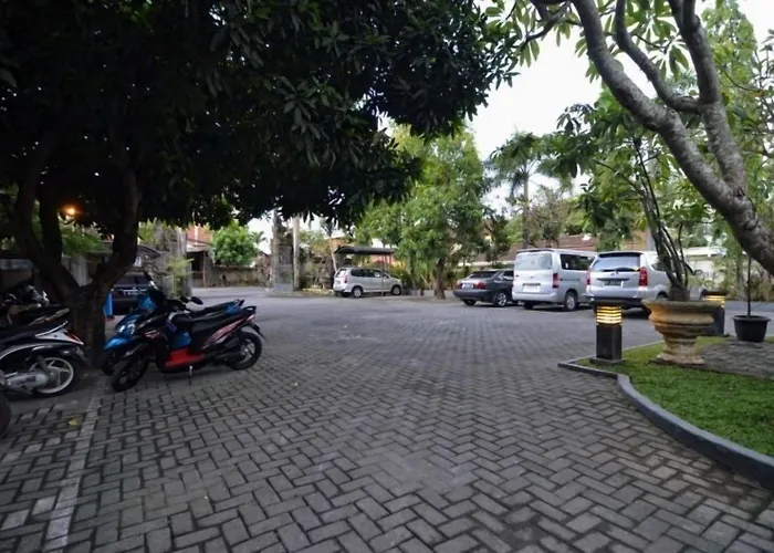 Taman Rosani & Hotel