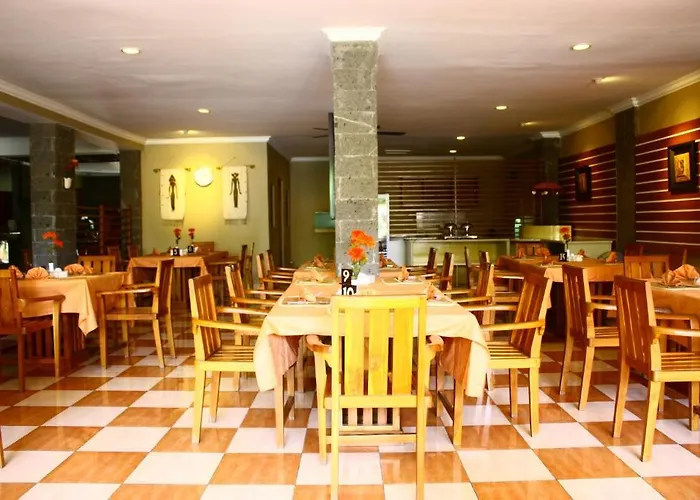 Taman Rosani & 3* Seminyak (Bali)