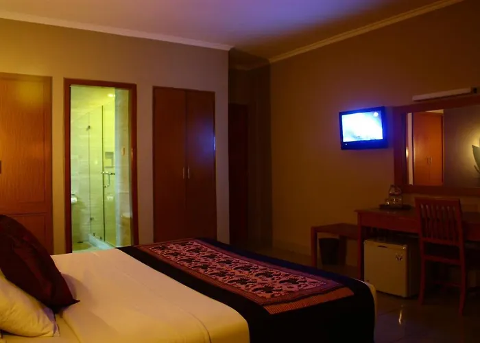 Taman Rosani & Seminyak (Bali)