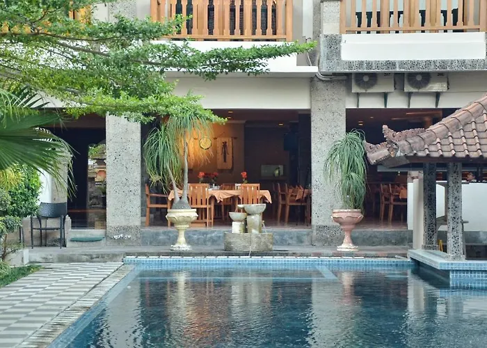 Taman Rosani & Seminyak (Bali)