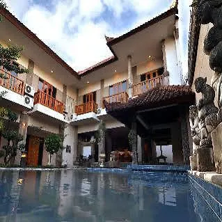 Taman Rosani & Hotel 3*